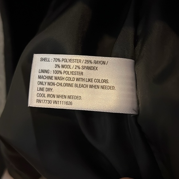 1 Button Grey Blazer with Black Trim Size 18 - Picture 4 of 8